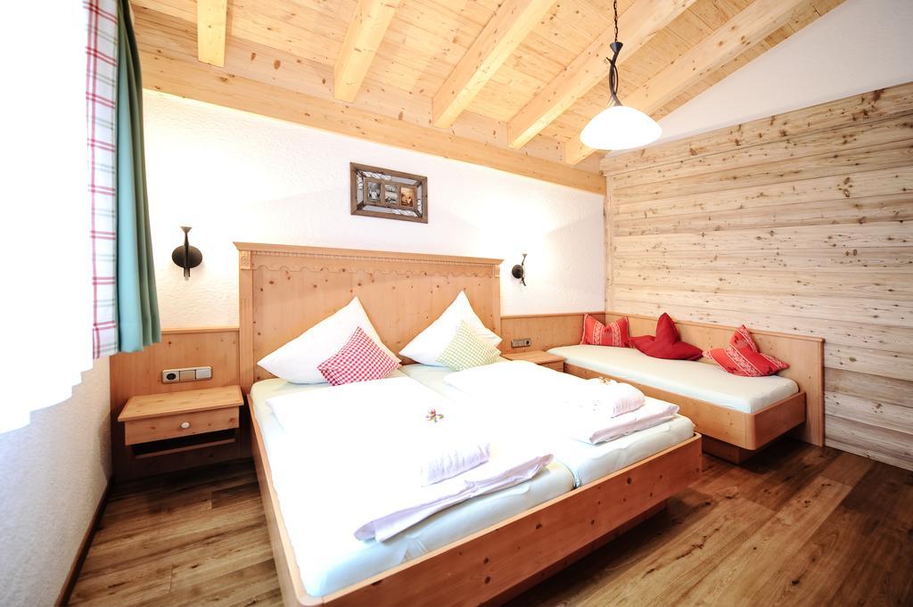 Luxury Chalets Wiesenruh بيشلباخ المظهر الخارجي الصورة