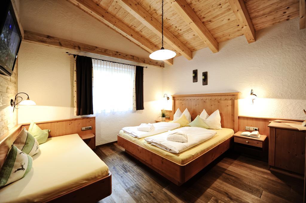Luxury Chalets Wiesenruh بيشلباخ المظهر الخارجي الصورة